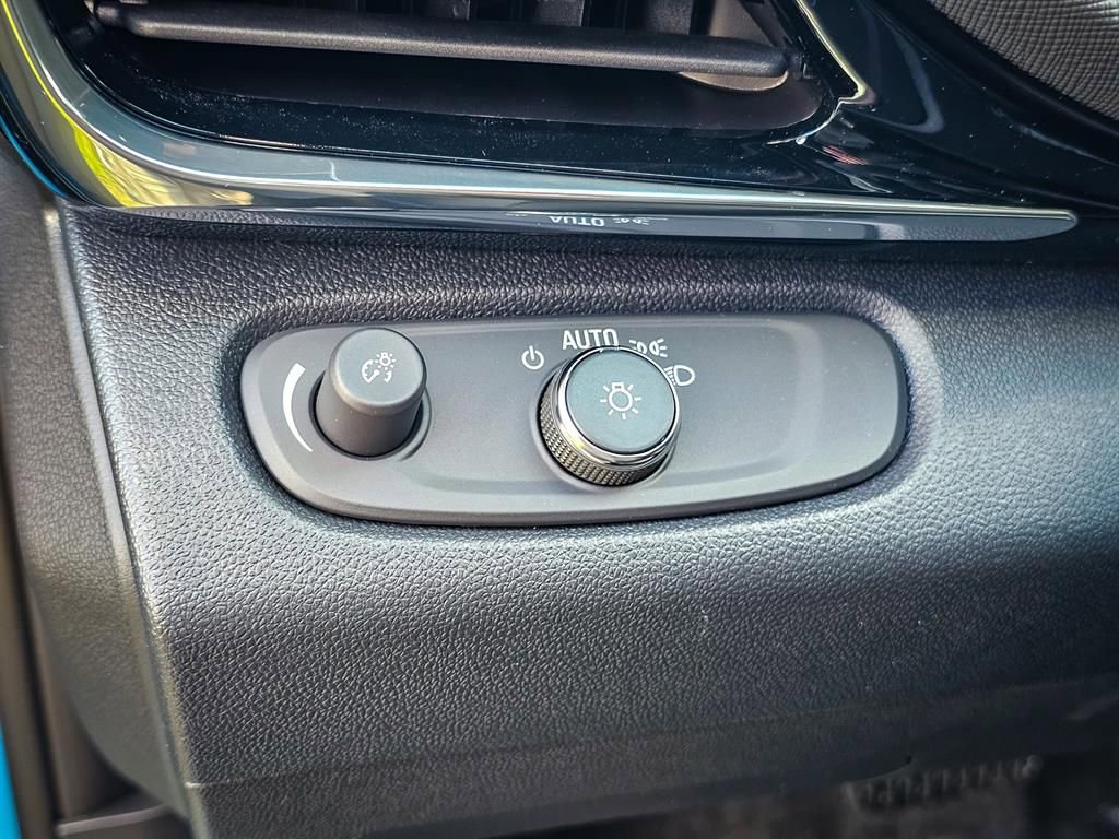 New 2025 Buick Envista Sport Touring w/ Convenience I Package image 14