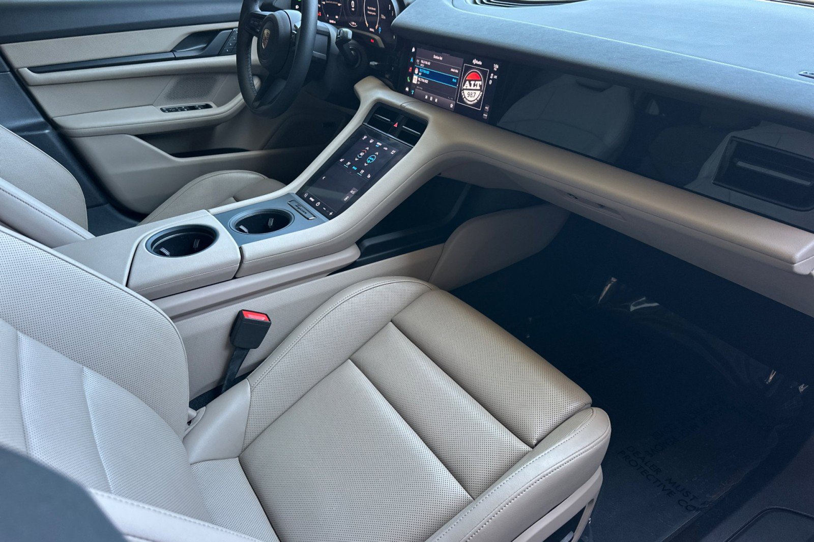 Certified 2022 Porsche Taycan RWD image 15
