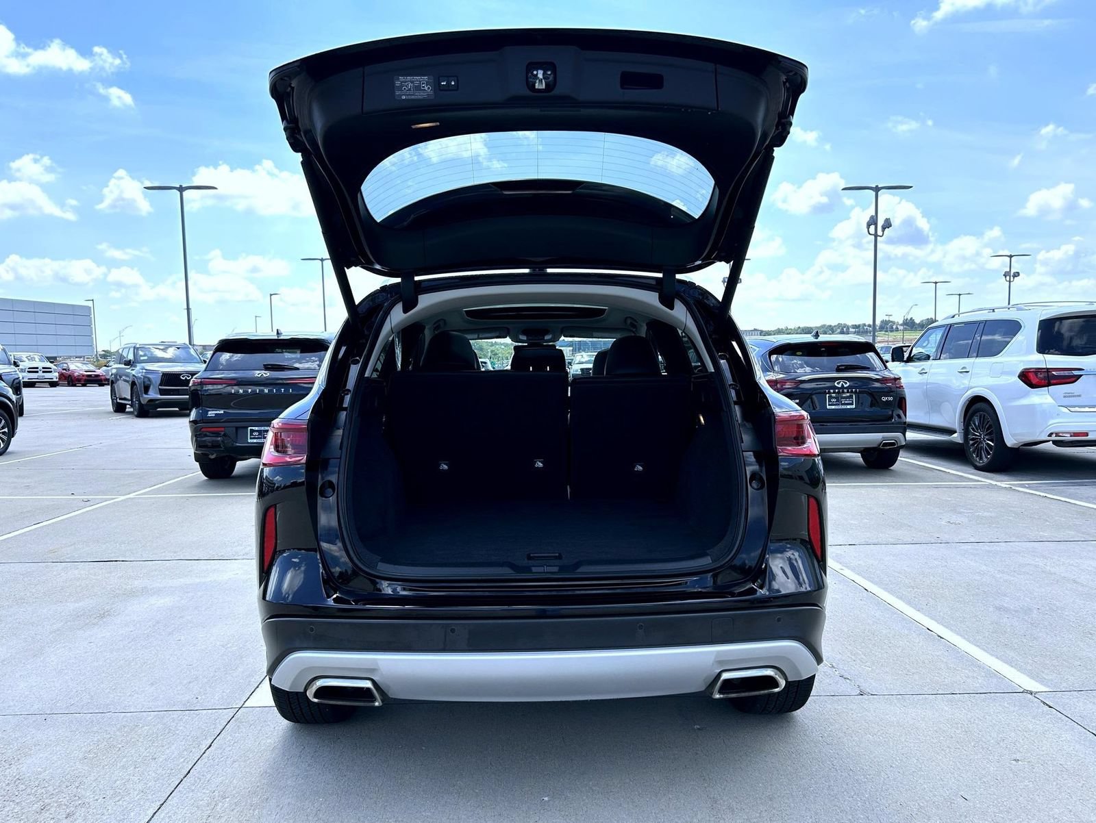 Certified 2025 INFINITI QX50 Luxe AWD/4WD image 21