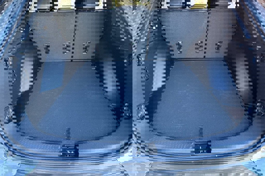 New 2026 Chevrolet Equinox EV LT w/ LPO, Blackout Package image 15