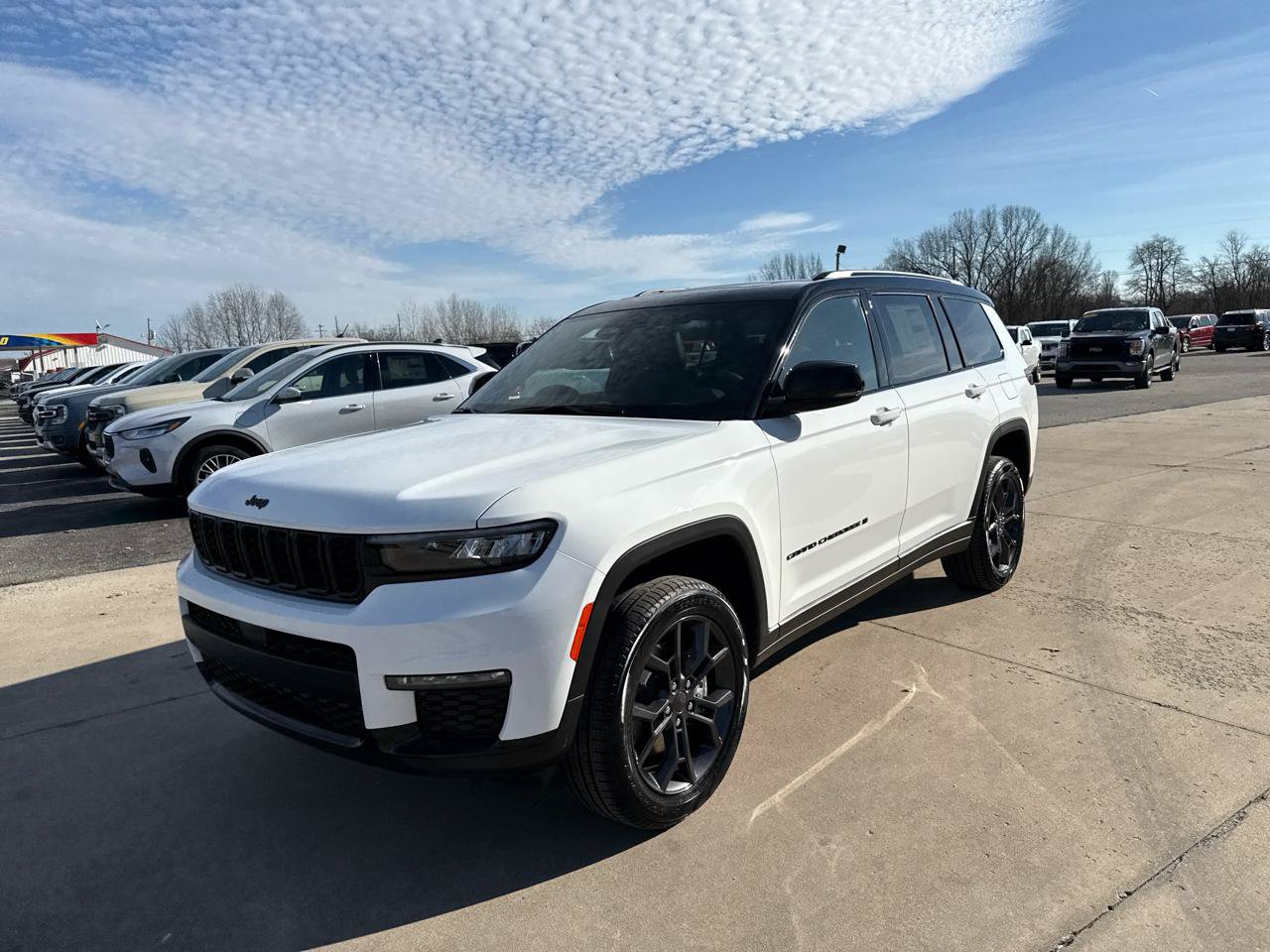 New 2025 Jeep Grand Cherokee L Limited AWD/4WD image 16