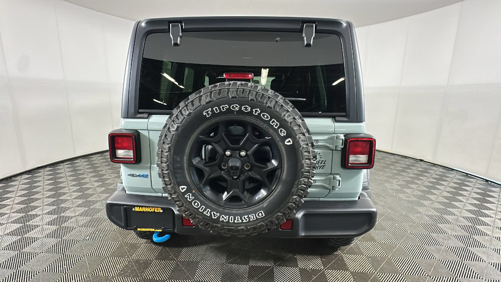 Used 2023 Jeep Wrangler Unlimited w/ Cold Weather Group AWD/4WD image 5