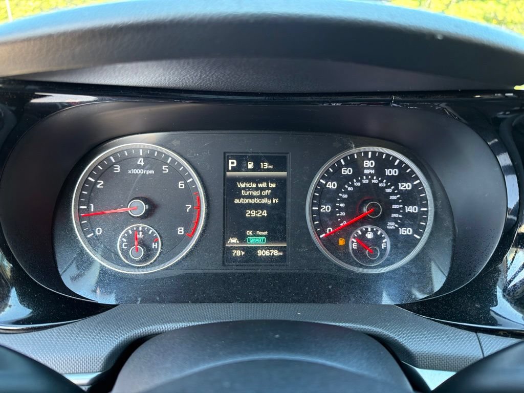 Used 2021 Kia K5 LXS FWD image 9