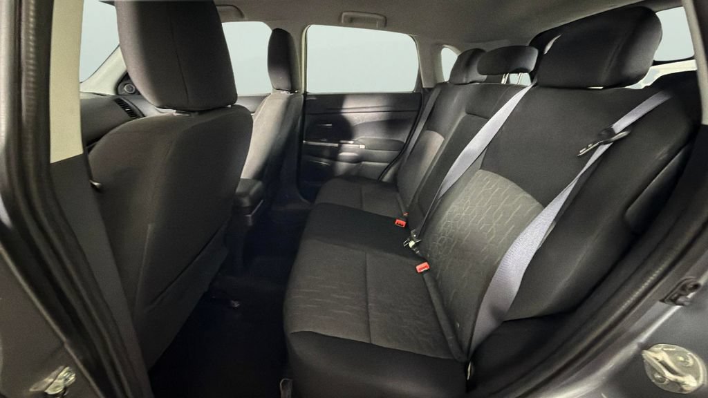 Used 2020 Mitsubishi Outlander Sport ES AWD/4WD image 27