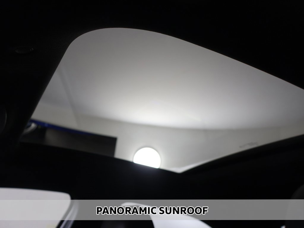 Used 2021 Mercedes-Benz A 35 AMG 4MATIC w/ Premium Package image 3