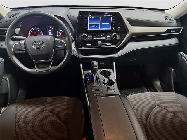Used 2022 Toyota Highlander L image 25