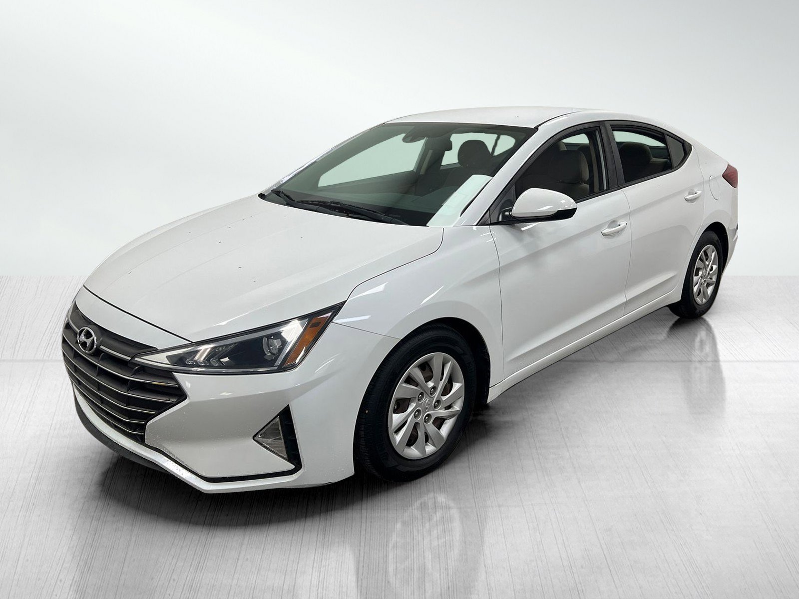 Used 2020 Hyundai Elantra SE video 2