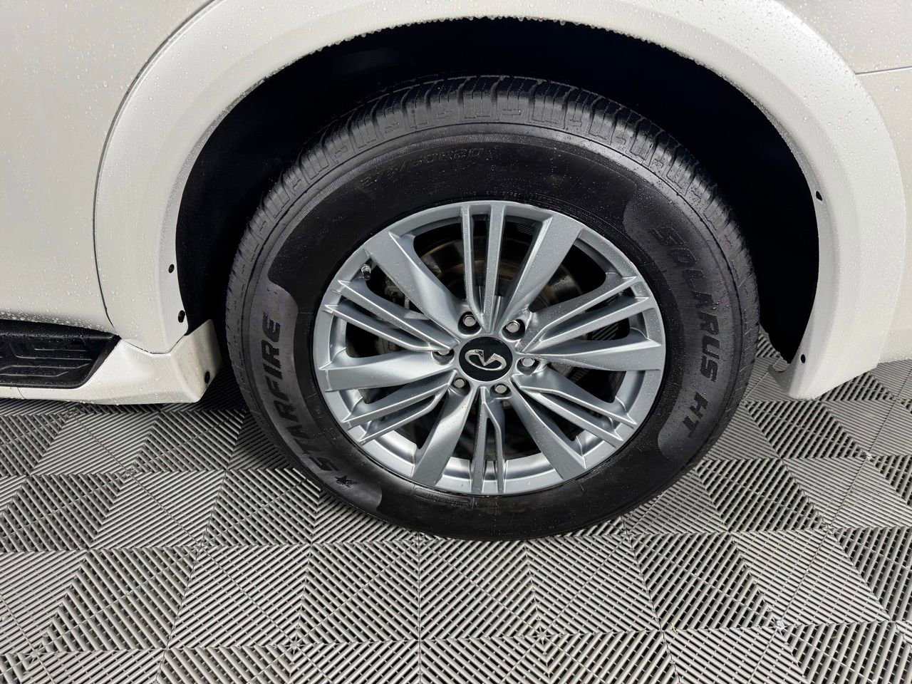 Used 2024 INFINITI QX80 Luxe image 36