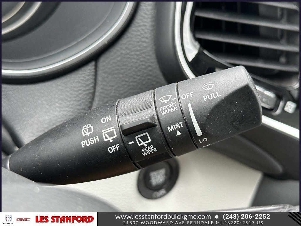 Used 2022 Jeep Cherokee Limited AWD/4WD image 26