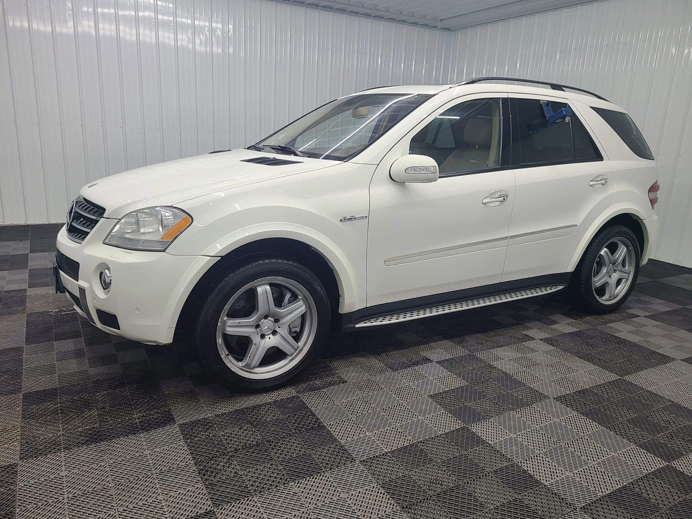 Used 2007 Mercedes-Benz ML 63 AMG 4MATIC image 8