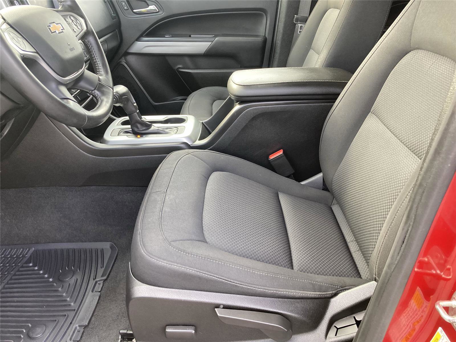 Used 2021 Chevrolet Colorado LT w/ LT Convenience Package image 22