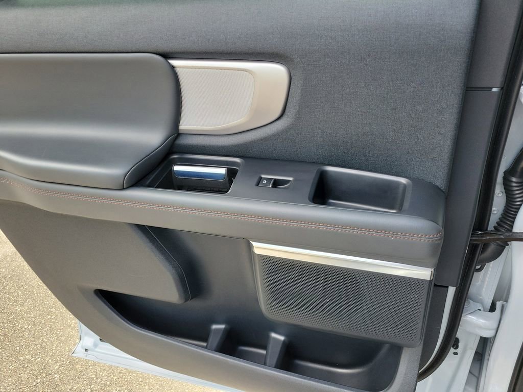 Used 2025 Ford Expedition Max Active image 16