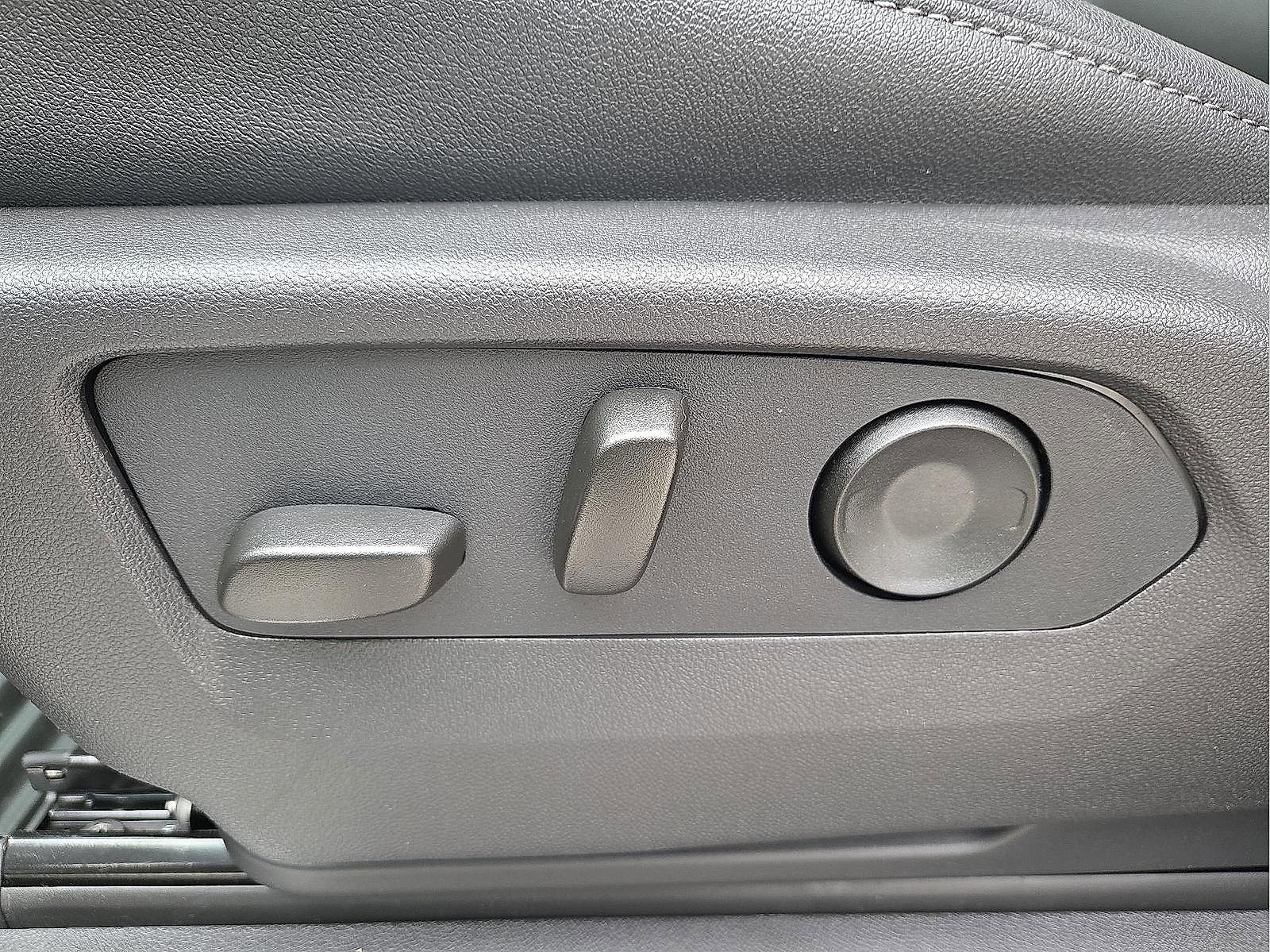 Used 2026 Chevrolet Silverado 2500 LT w/ Trail Boss Package image 15