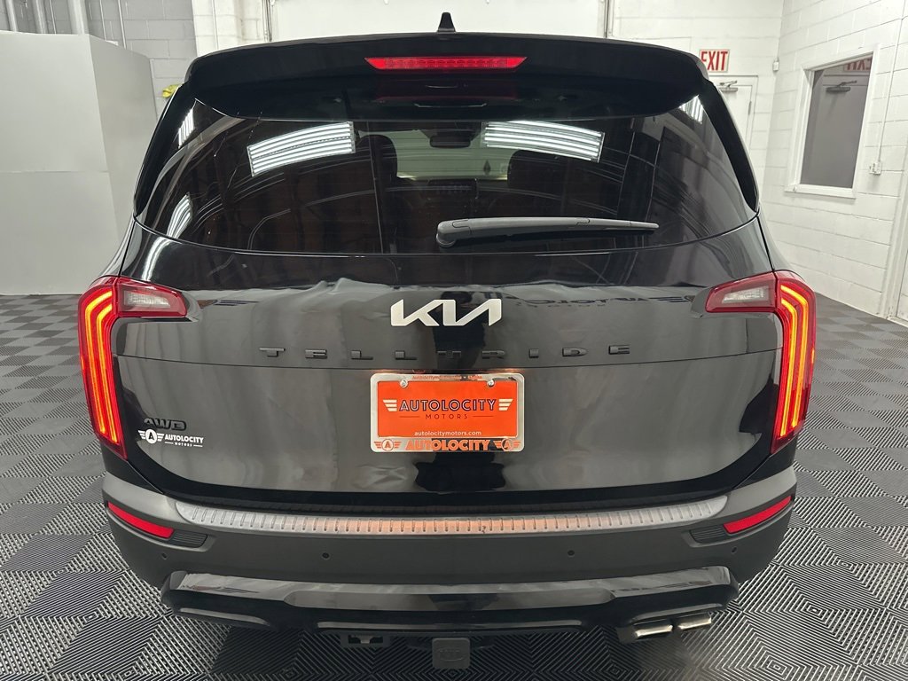 Used 2022 Kia Telluride SX w/ SX Prestige Package image 9