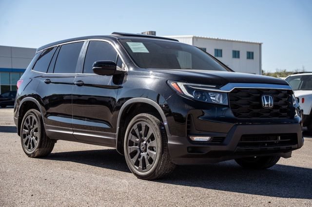 Used 2023 Honda Passport EX-L image 3