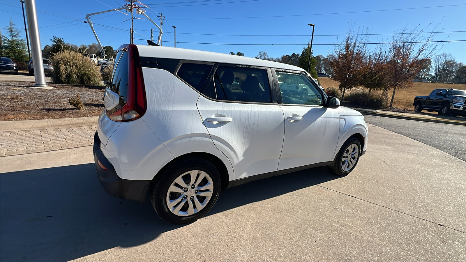 Used 2020 Kia Soul LX image 8