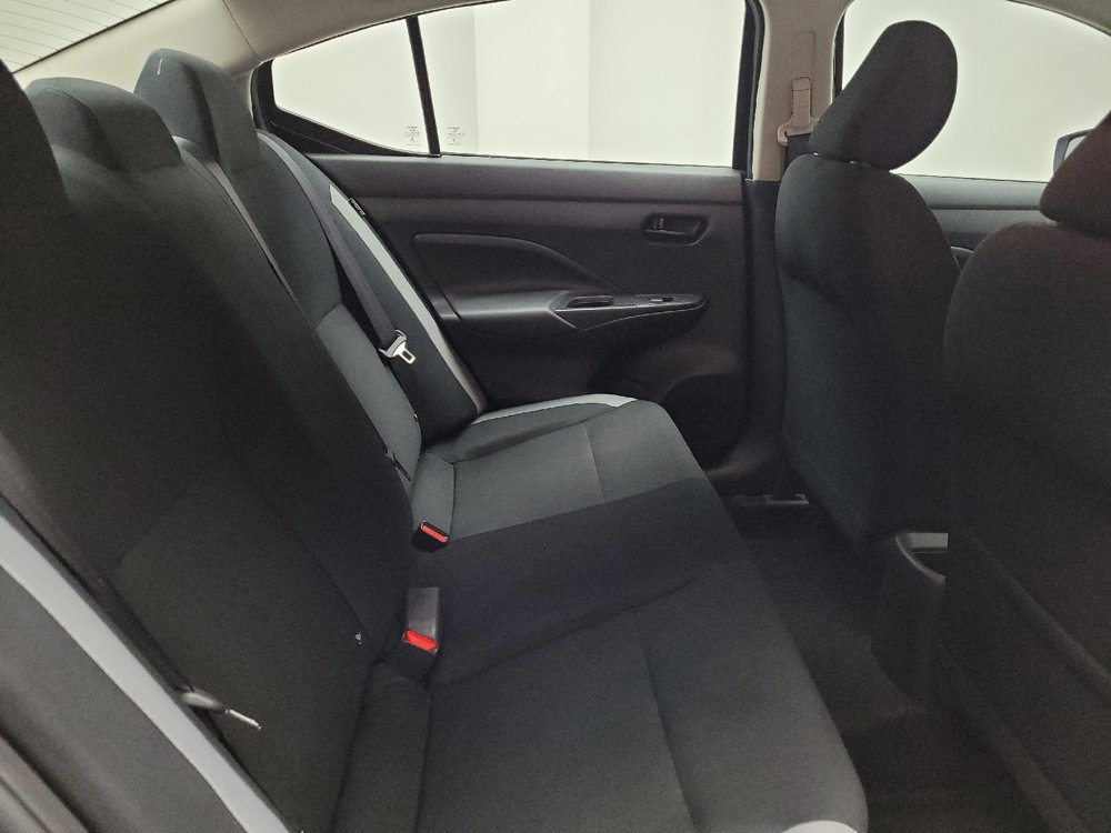Used 2025 Nissan Versa S FWD image 19