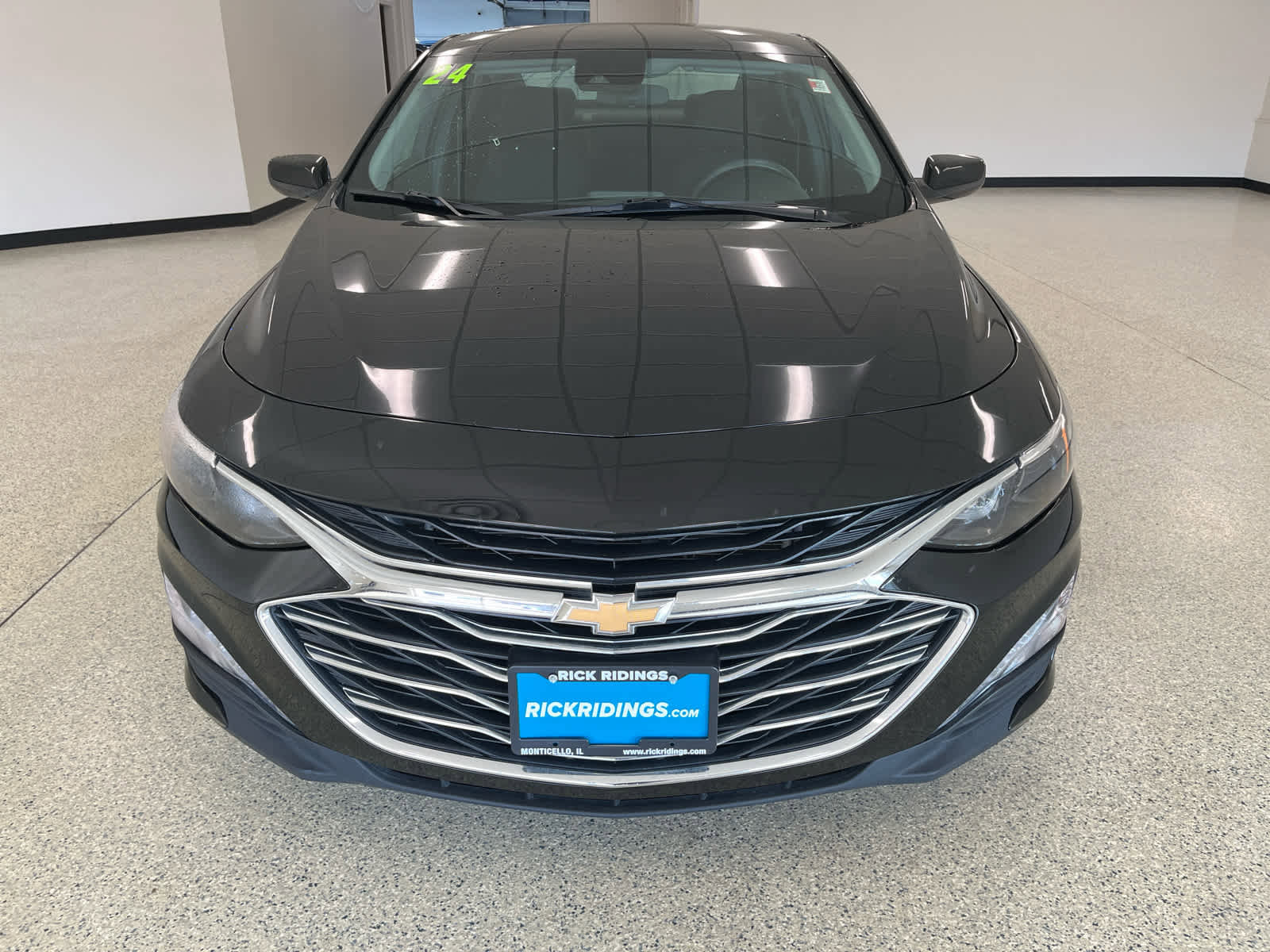 Used 2024 Chevrolet Malibu LT FWD image 4