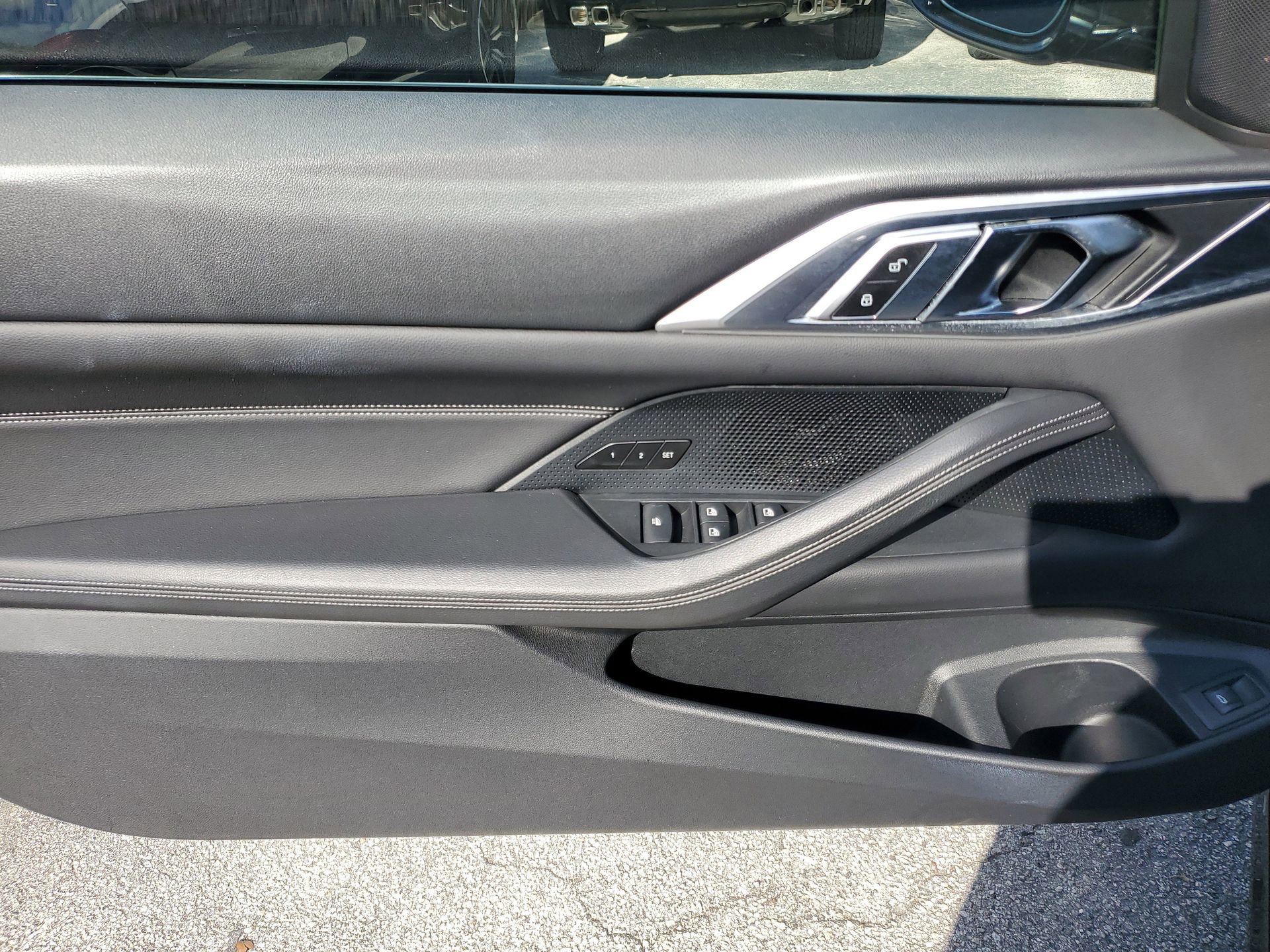 Used 2025 BMW 430i Convertible image 8