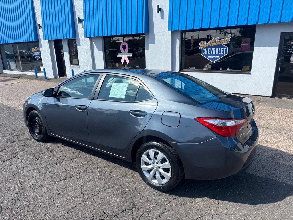 Used 2015 Toyota Corolla LE FWD image 16