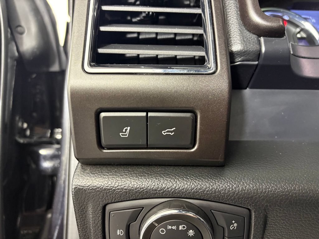 Used 2021 Ford Expedition Max Limited RWD image 21