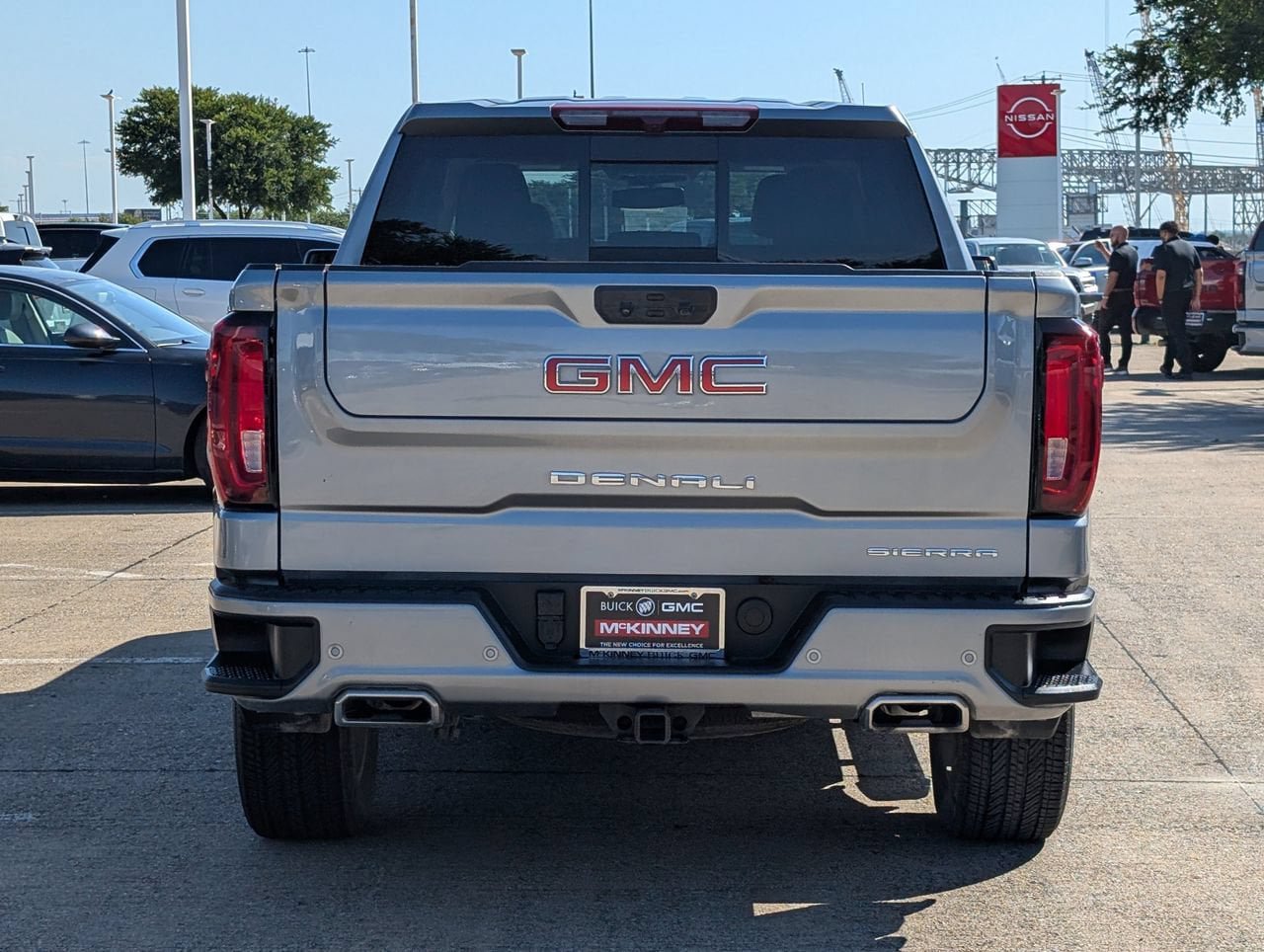 Used 2024 GMC Sierra 1500 Denali RWD image 5