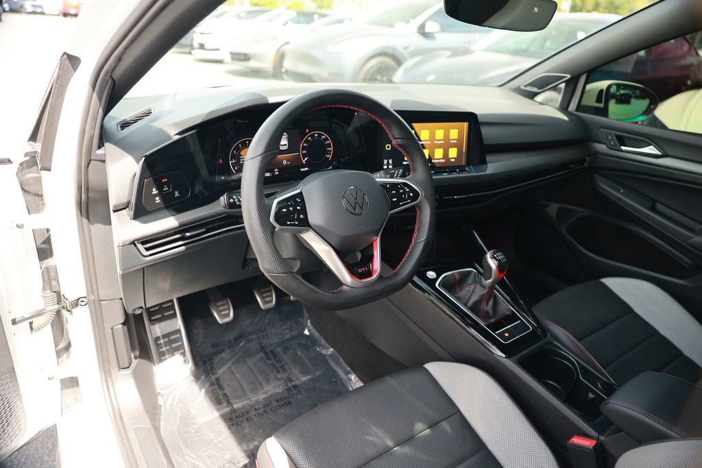 Used 2023 Volkswagen GTI Autobahn FWD image 15