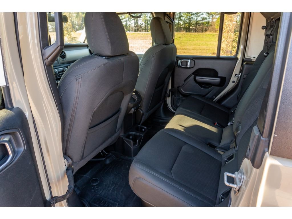 Used 2020 Jeep Gladiator Sport w/ Quick Order Package 24S image 12