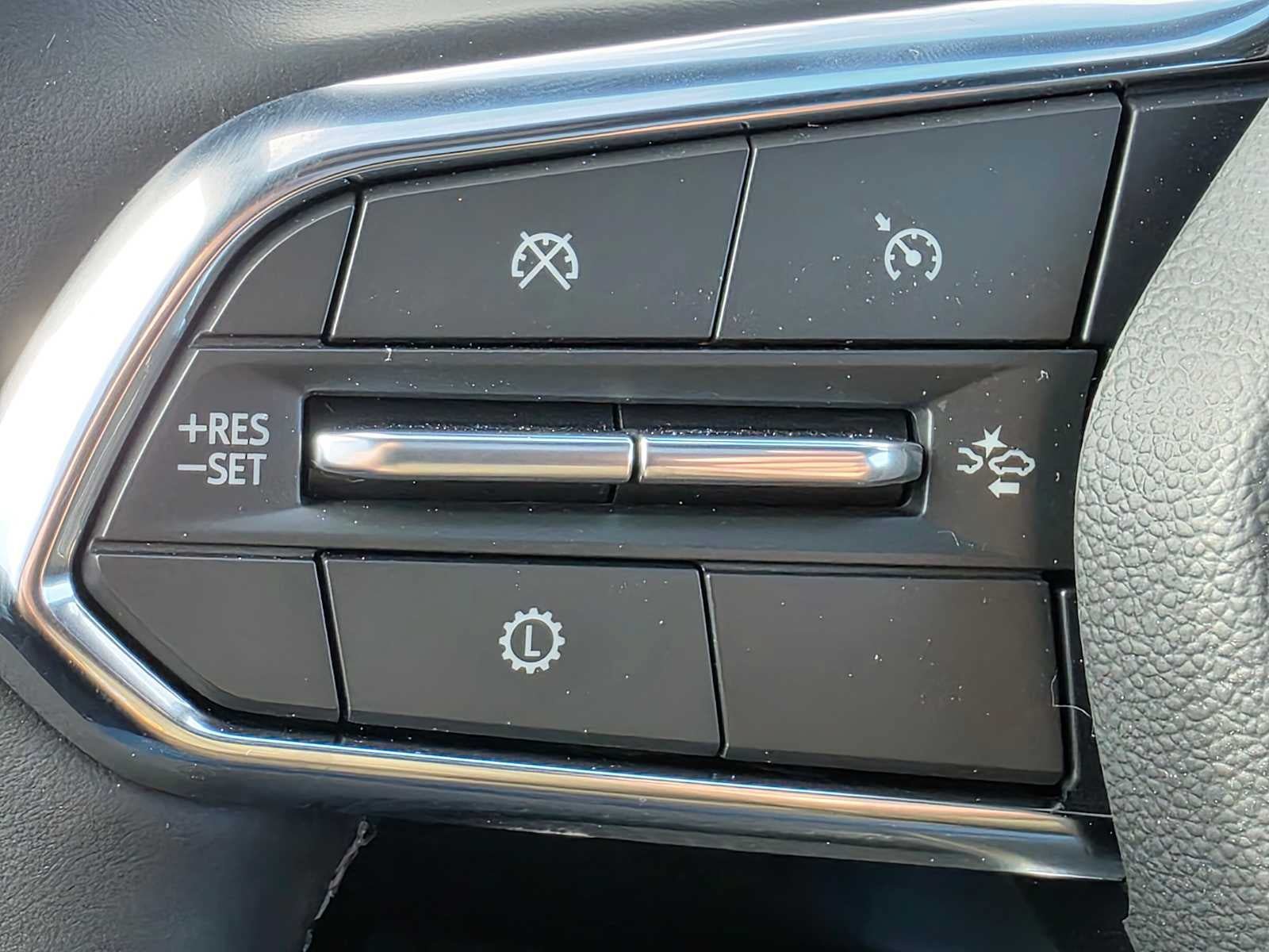 New 2026 Chevrolet Equinox LT w/ Safety and Technology Package AWD/4WD image 31