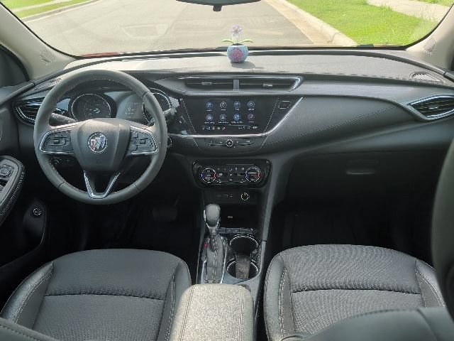 Used 2023 Buick Encore GX Select w/ Sport Touring Package FWD image 12