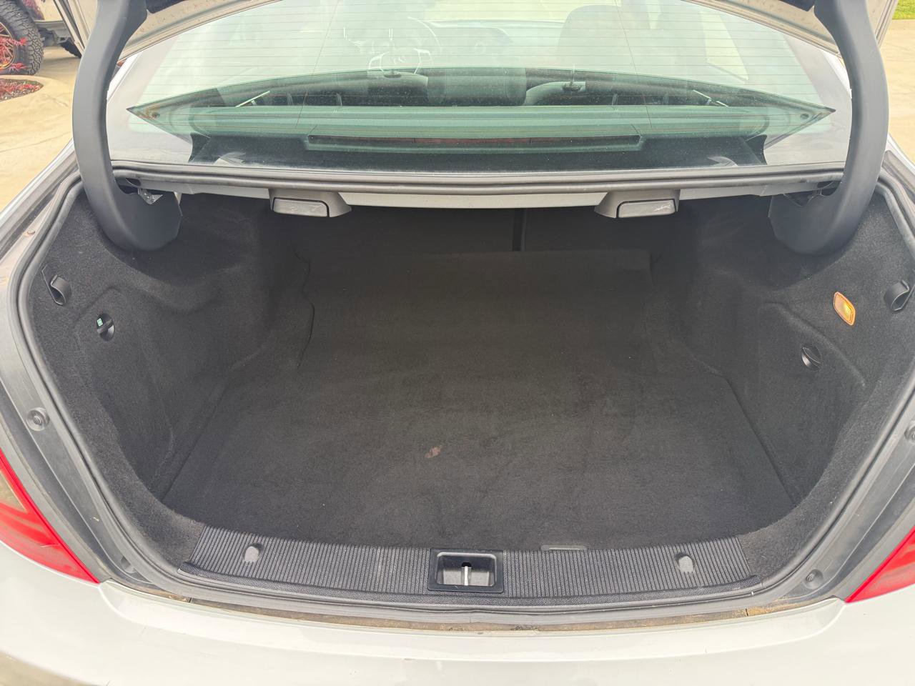Used 2012 Mercedes-Benz C 250 Sedan image 15