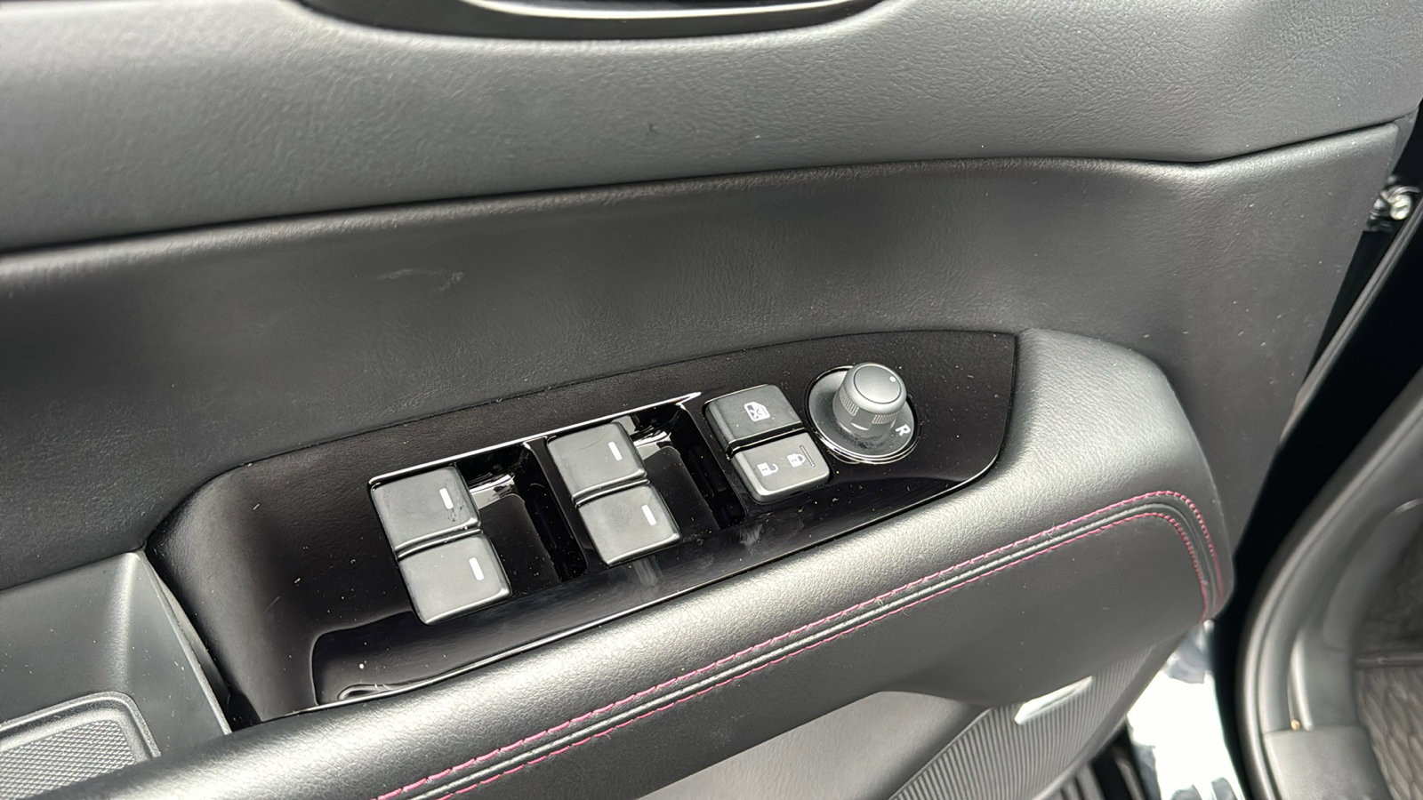 Certified 2025 MAZDA CX-5 Carbon Edition image 12