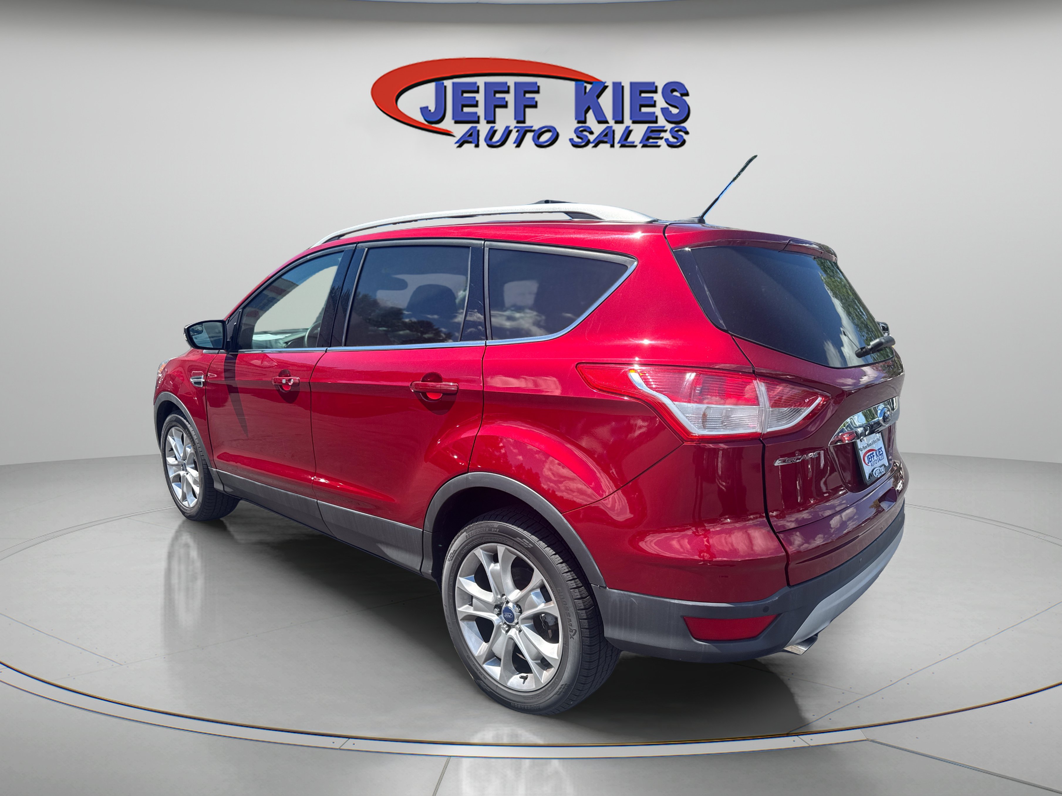 Used 2015 Ford Escape Titanium AWD/4WD image 7
