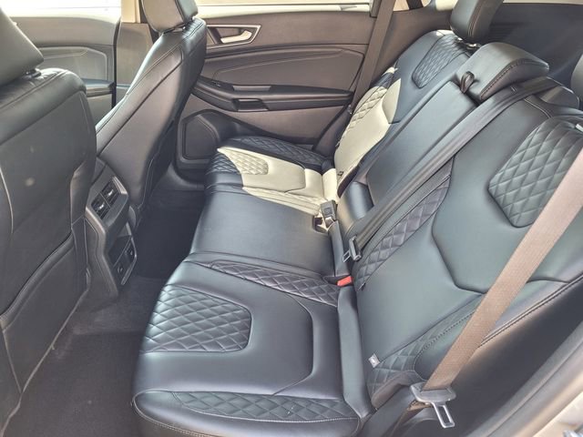 Used 2024 Ford Edge Titanium image 8