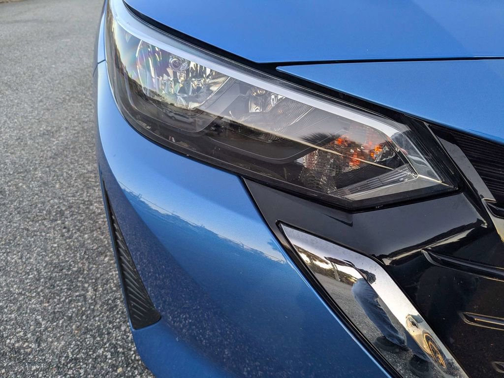 Used 2024 Nissan Sentra SV image 10