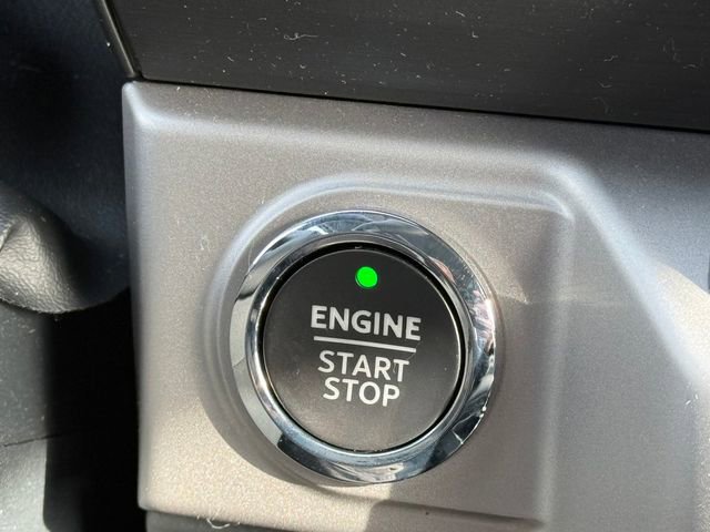 Certified 2023 Ford F150 XLT w/ Equipment Group 302A High image 16