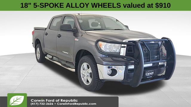 Used 2012 Toyota Tundra 4x4 CrewMax w/ Tow Pkg image 1