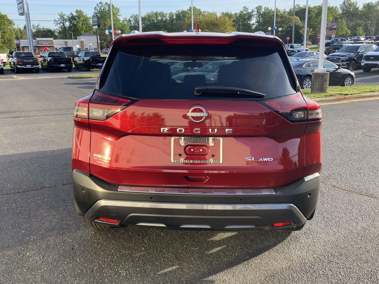 Used 2023 Nissan Rogue SL w/ SL Premium Package AWD/4WD image 6