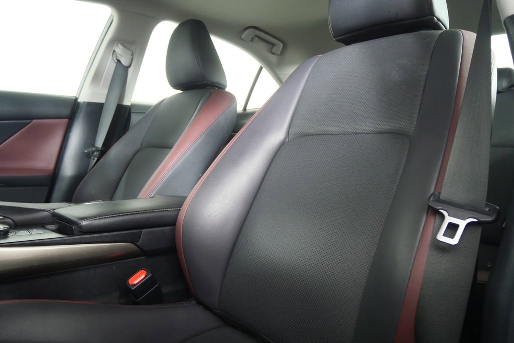Used 2019 Lexus IS 300 w/ Navigation Package RWD image 7
