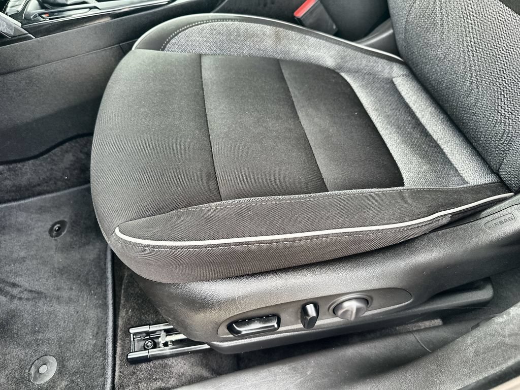 Used 2023 Chevrolet TrailBlazer LT w/ Convenience Package FWD image 25