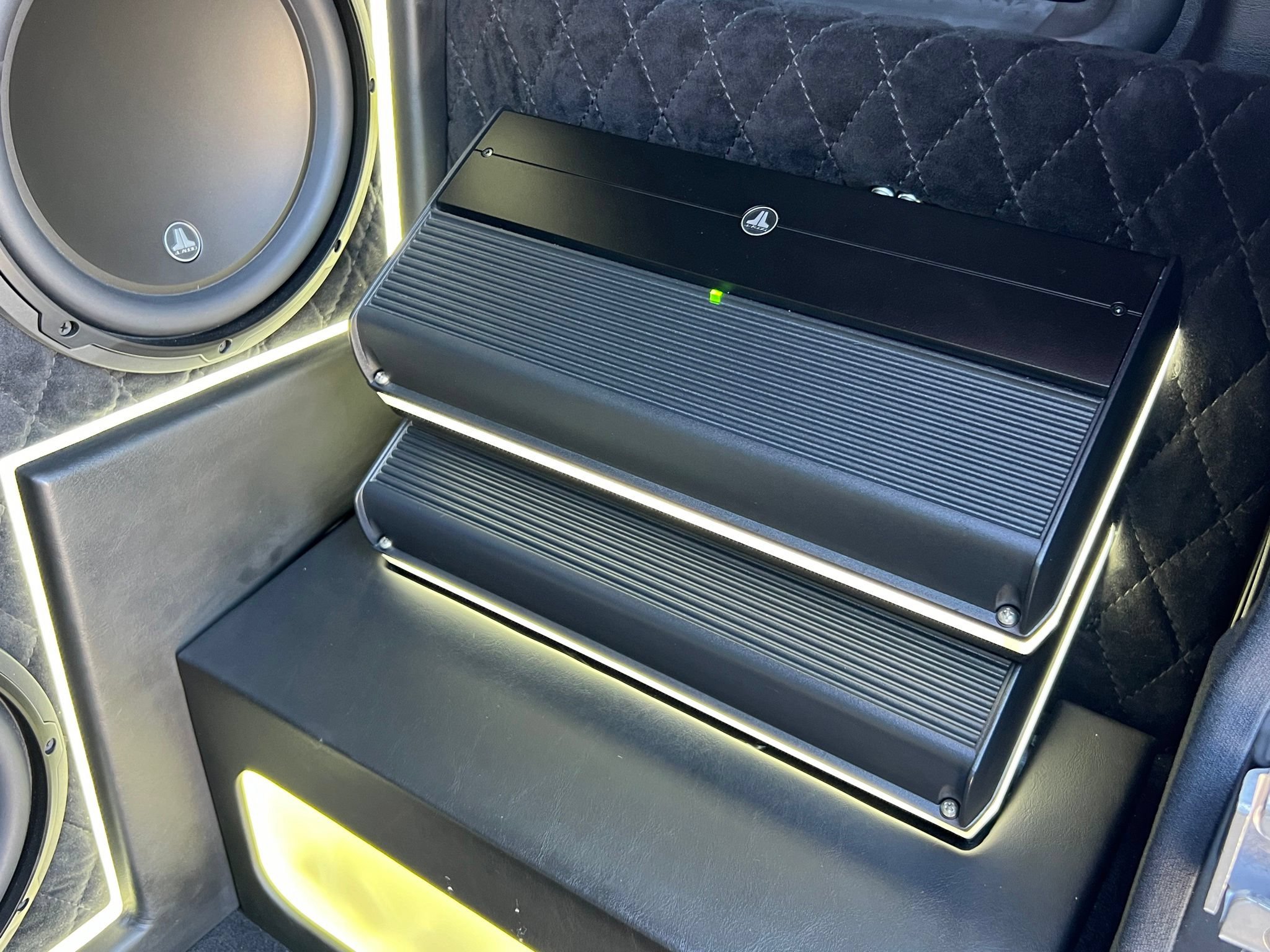 Used 2018 Mercedes-Benz G 550 Squared image 26