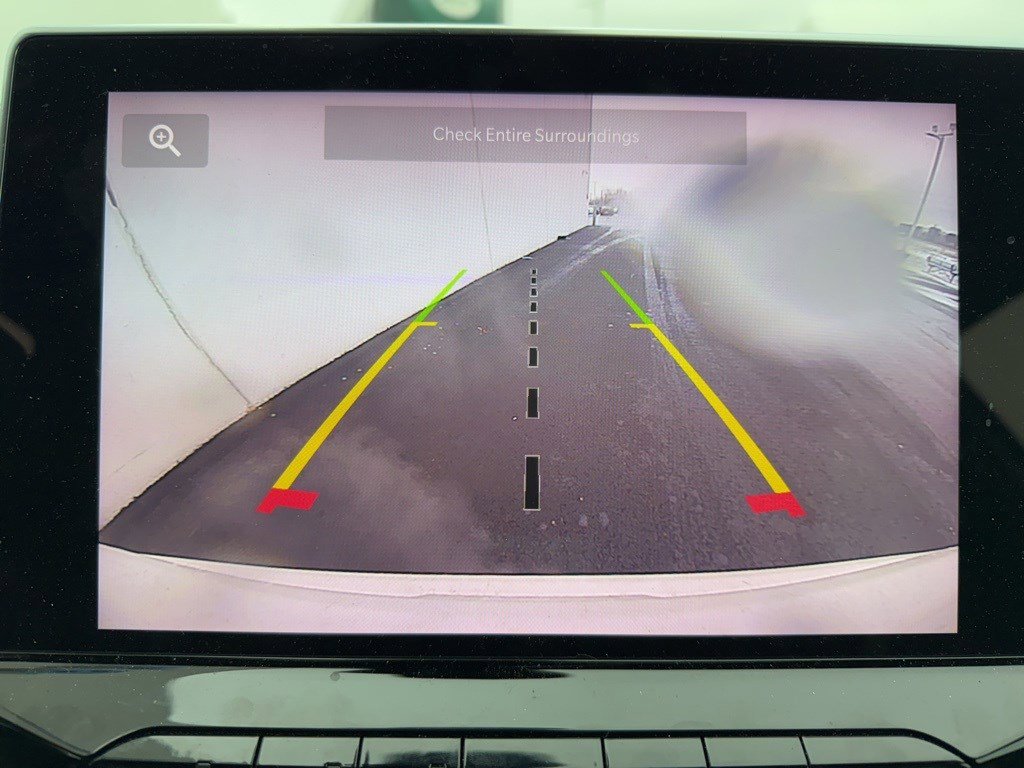 Used 2024 Jeep Compass Latitude image 16