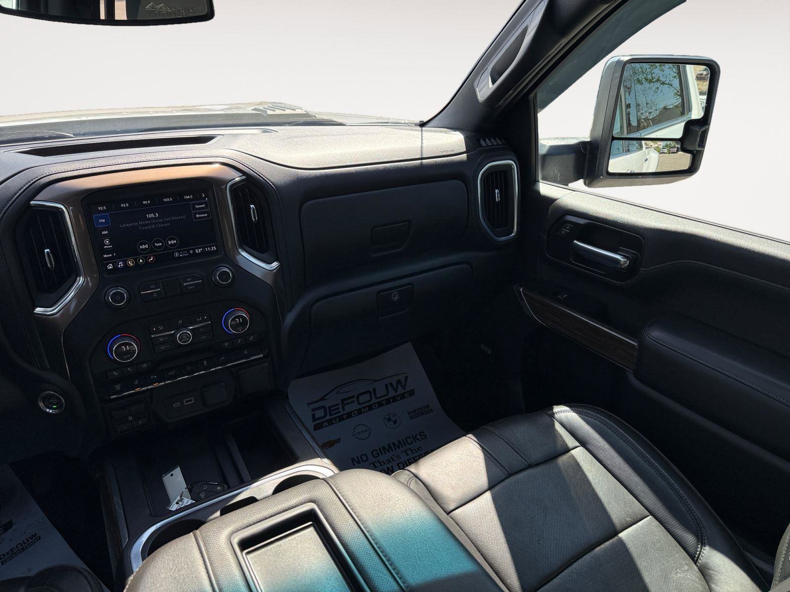 Used 2022 Chevrolet Silverado 3500 High Country w/ Safety Package II AWD/4WD image 12