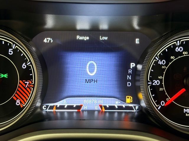 Used 2015 Jeep Cherokee Trailhawk image 12