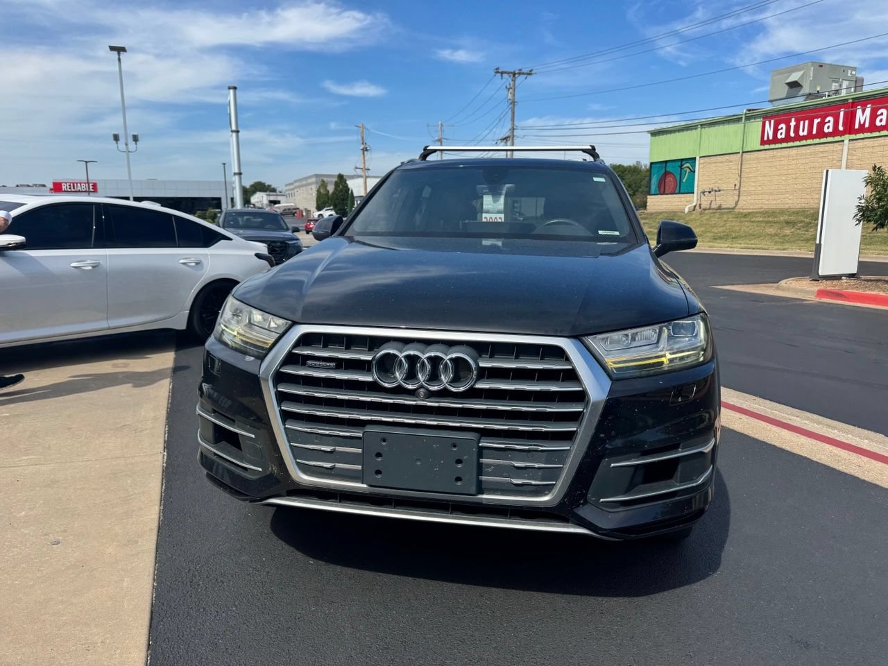 Used 2017 Audi Q7 3.0T Premium Plus w/ Premium Plus Package AWD/4WD image 8