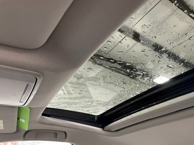 Used 2024 Honda Accord Touring image 18