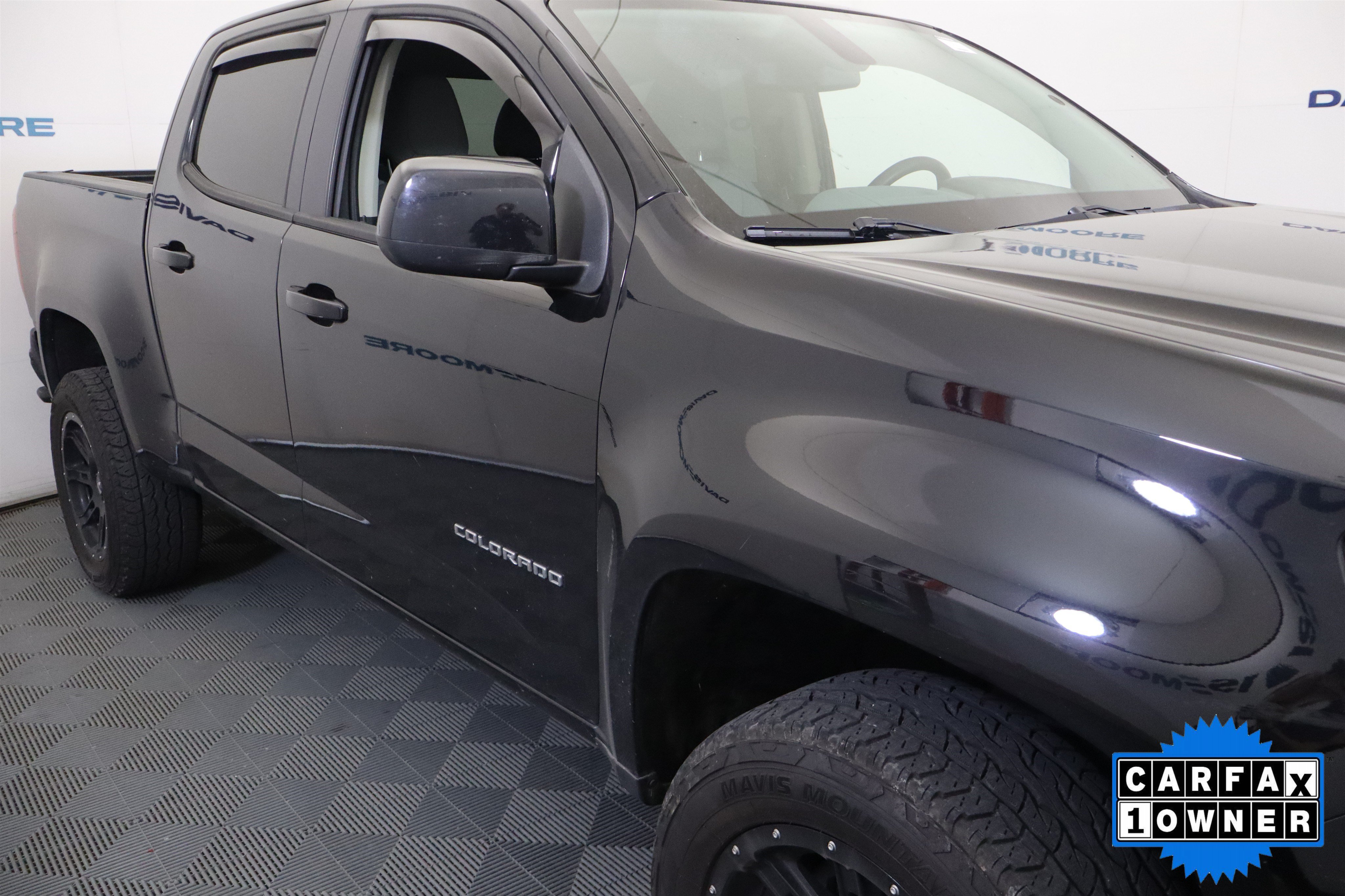 Used 2022 Chevrolet Colorado W/T w/ Custom Special Edition RWD image 8