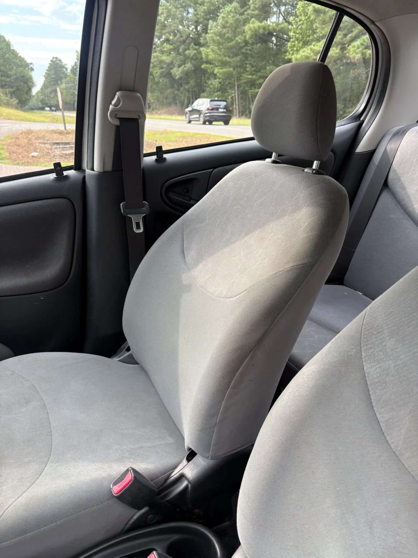 Used 2003 Toyota Echo Sedan FWD image 12