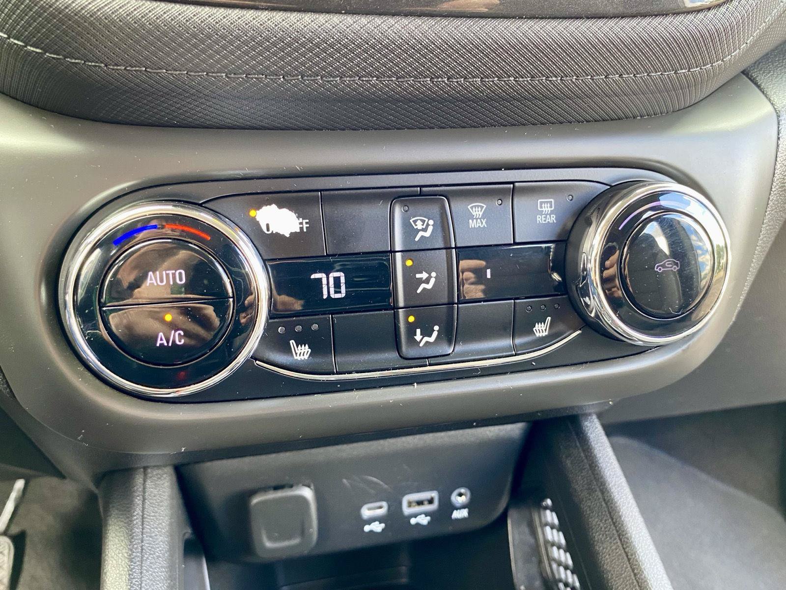 Used 2021 Chevrolet TrailBlazer LT w/ Convenience Package FWD image 16