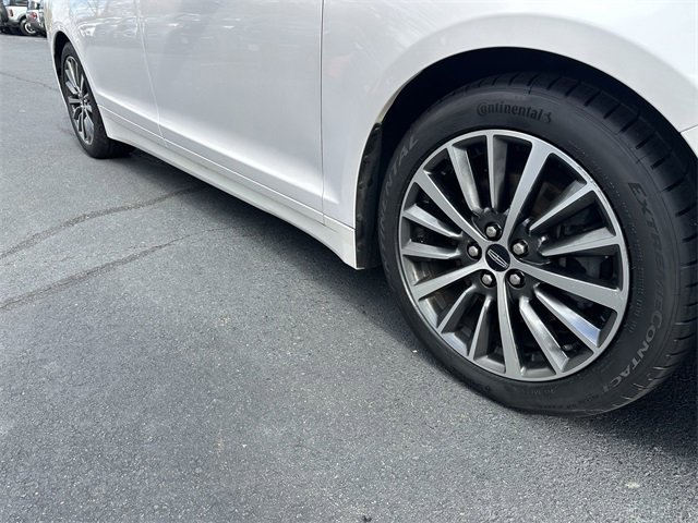 Used 2019 Lincoln MKZ Reserve image 11